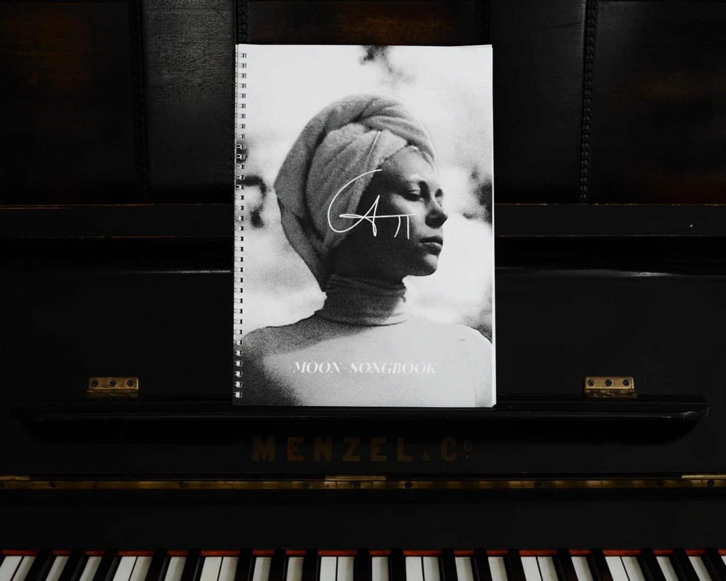 Moon (SONGBOOK)